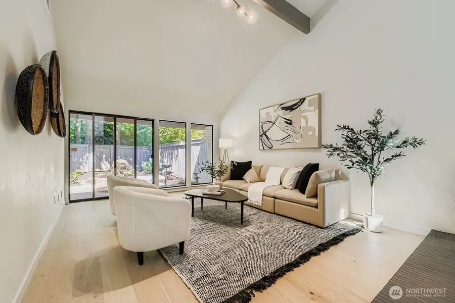 14208 NE 2nd Place, Bellevue, WA 98007 - #3