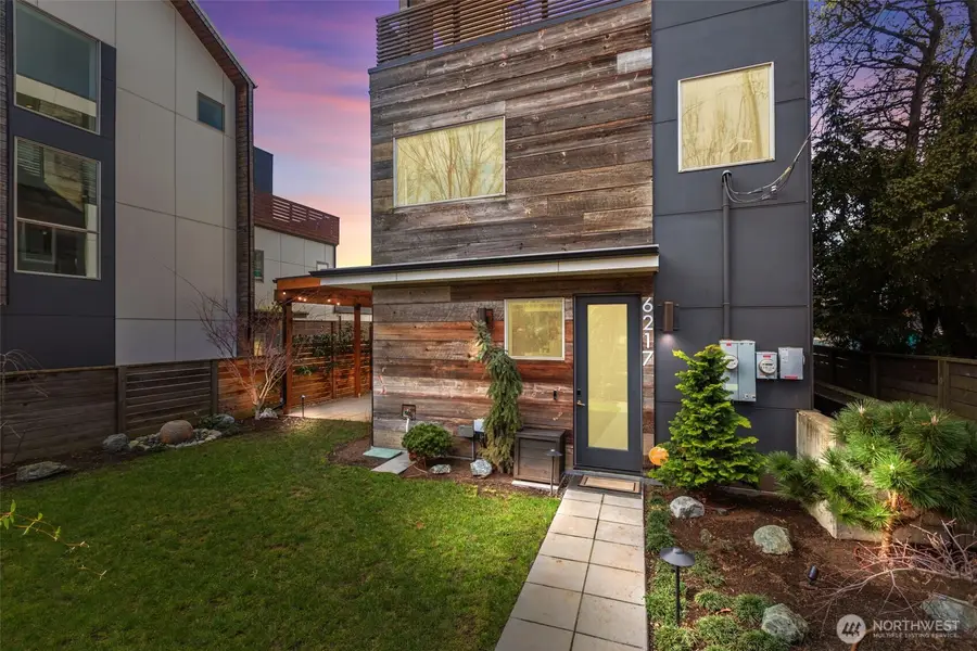 6217 Flora Avenue S, Seattle, WA 98108 - #2