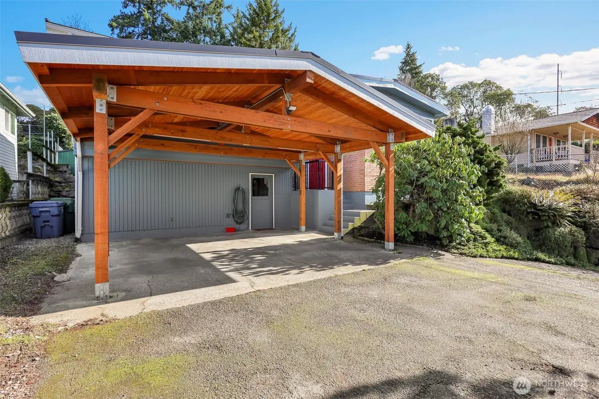 9220 10th Avenue Sw, Seattle, WA 98106 - #1