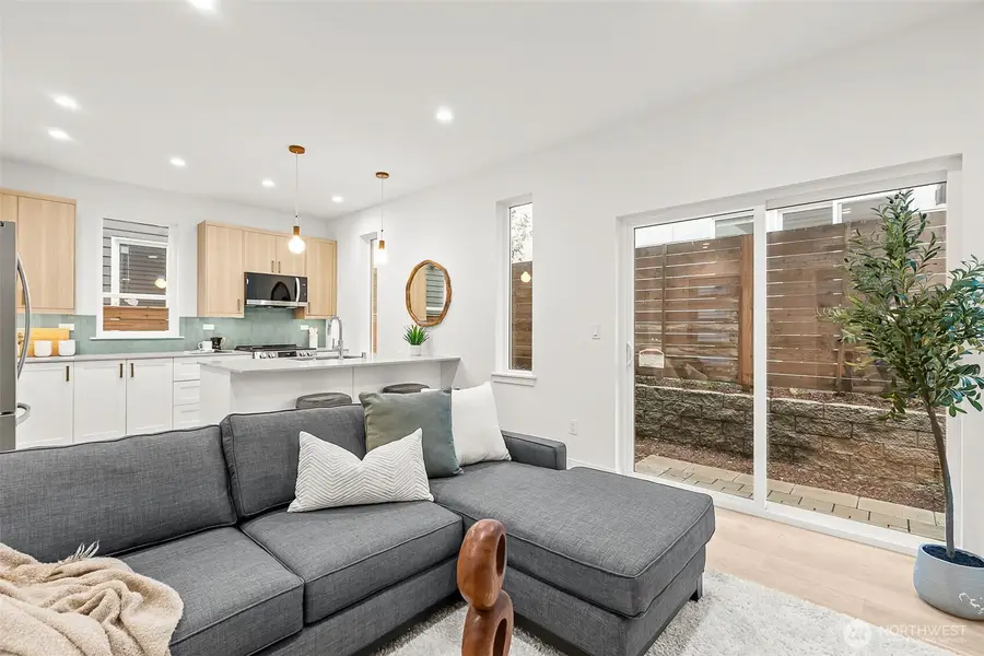 3542 S Dawson Street, Seattle, WA 98118 - #3