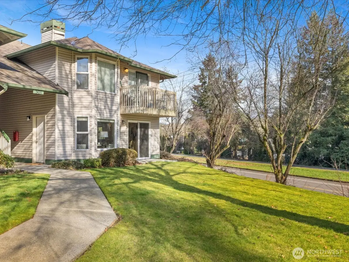 301 9th Street #2, Snohomish, WA 98290 - #1