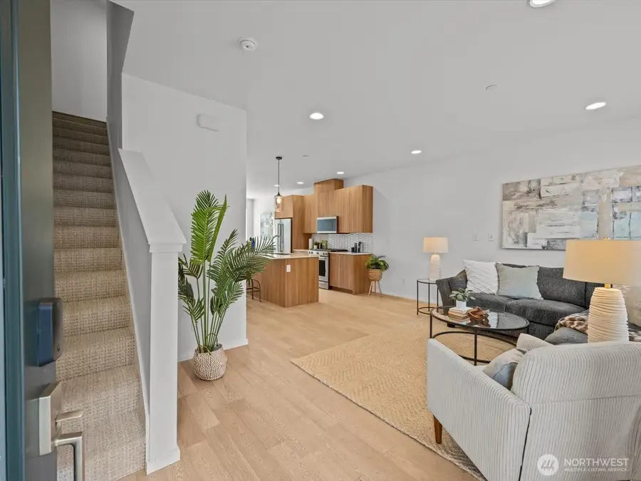 18115 65th Avenue Ne #102, Kenmore, WA 98028 - #3