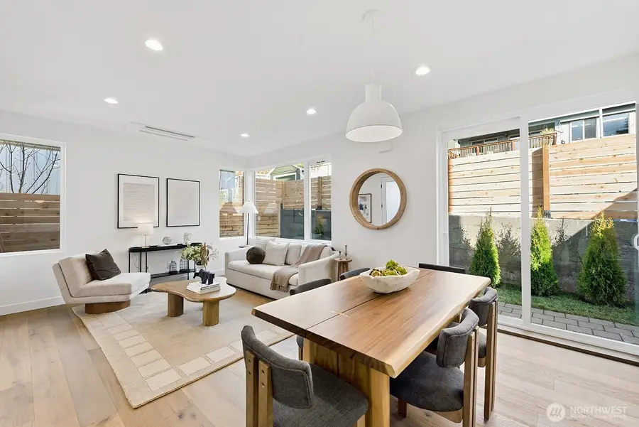 3806 42nd Avenue Sw, Seattle, WA 98116 - #2