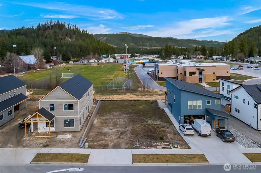 648 Central, Leavenworth, WA 98826 - #3