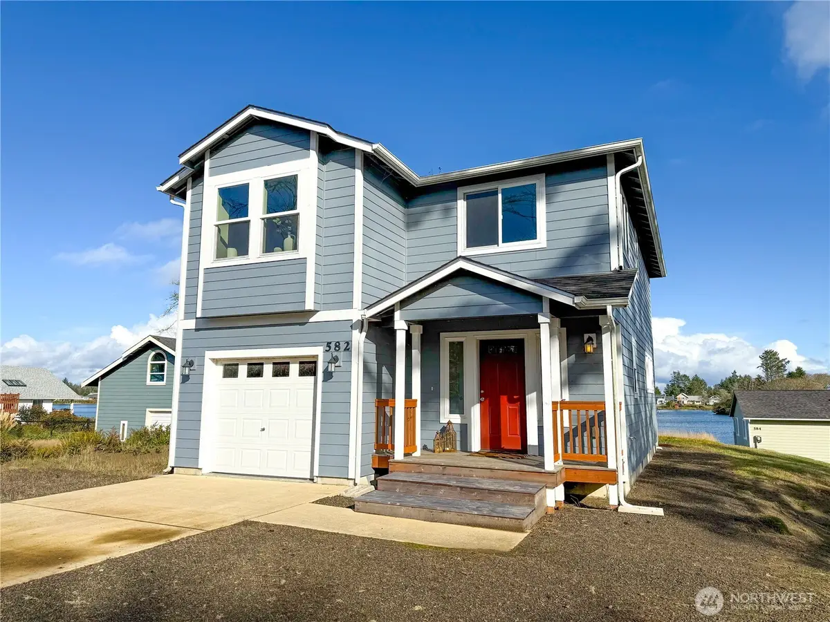 582 Mount Olympus Avenue Se, Ocean Shores, WA 98569 - #1