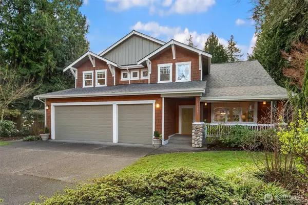 10647 Woodhaven Lane, Bellevue, WA 98004