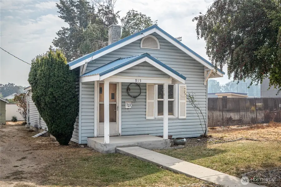 915 Orondo Avenue, Wenatchee, WA 98801 - #3