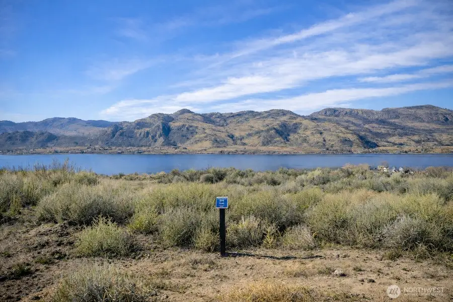 202 Village Way, Oroville, WA 98844 - #2