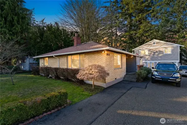 22010 Brier Rd, Brier, WA 98036