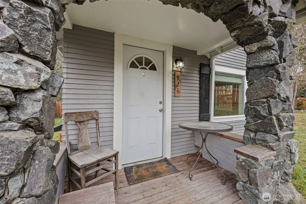 926 Austin Avenue, Port Orchard, WA 98366 - #1