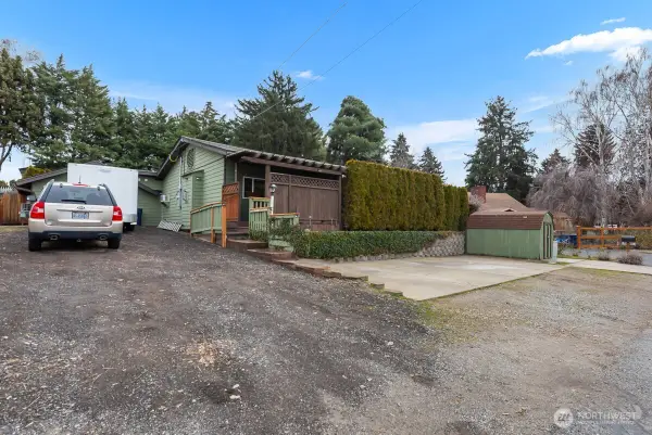 1134 Barton Square, East Wenatchee, WA 98802