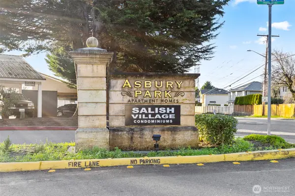 12429 NE 130th Court #G304, Kirkland, WA 98034