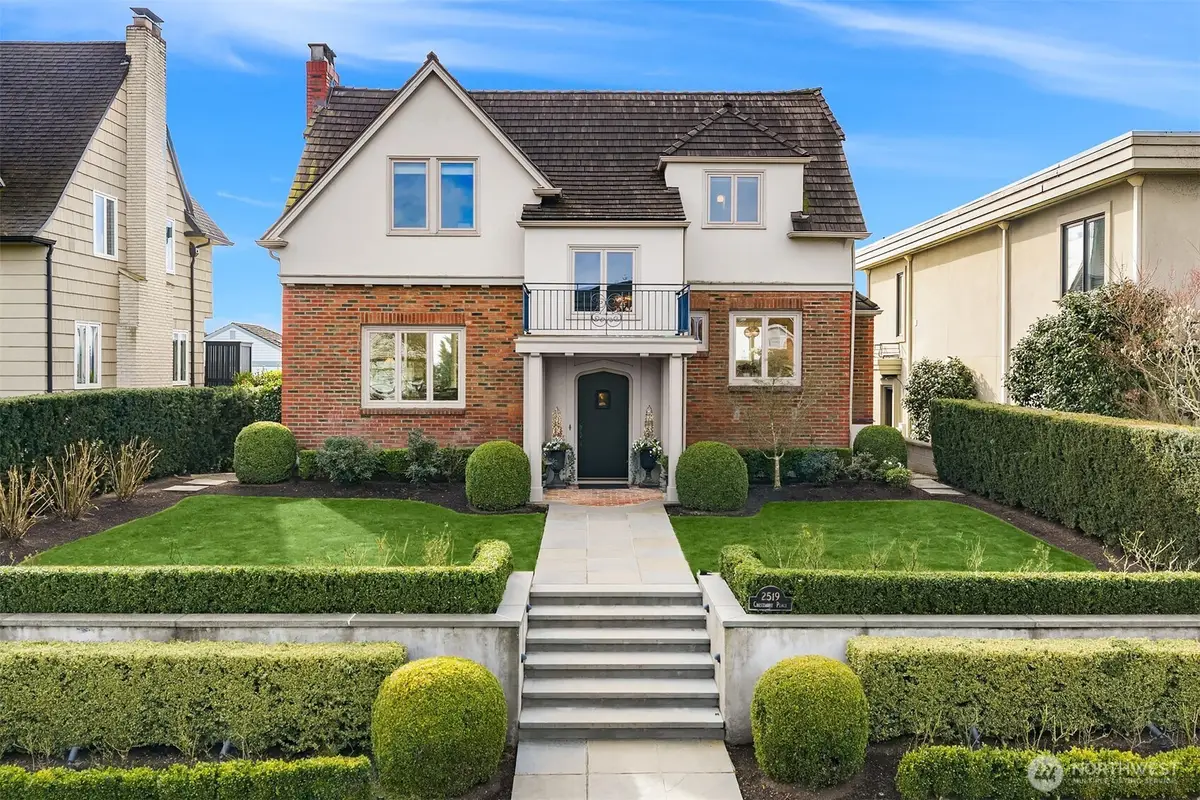 2519 Crestmont Place W, Seattle, WA 98199 - #1