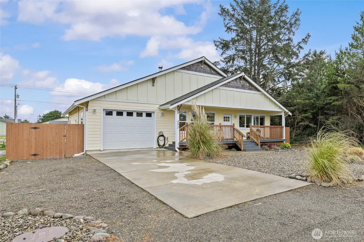 492 Ensign Avenue Nw, Ocean Shores, WA 98569 - #1