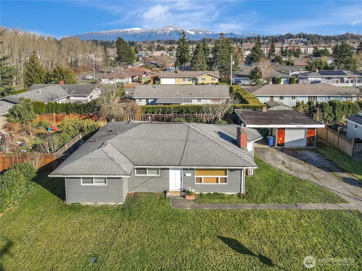 908 S 18th Street, Mount Vernon, WA 98274 - #1