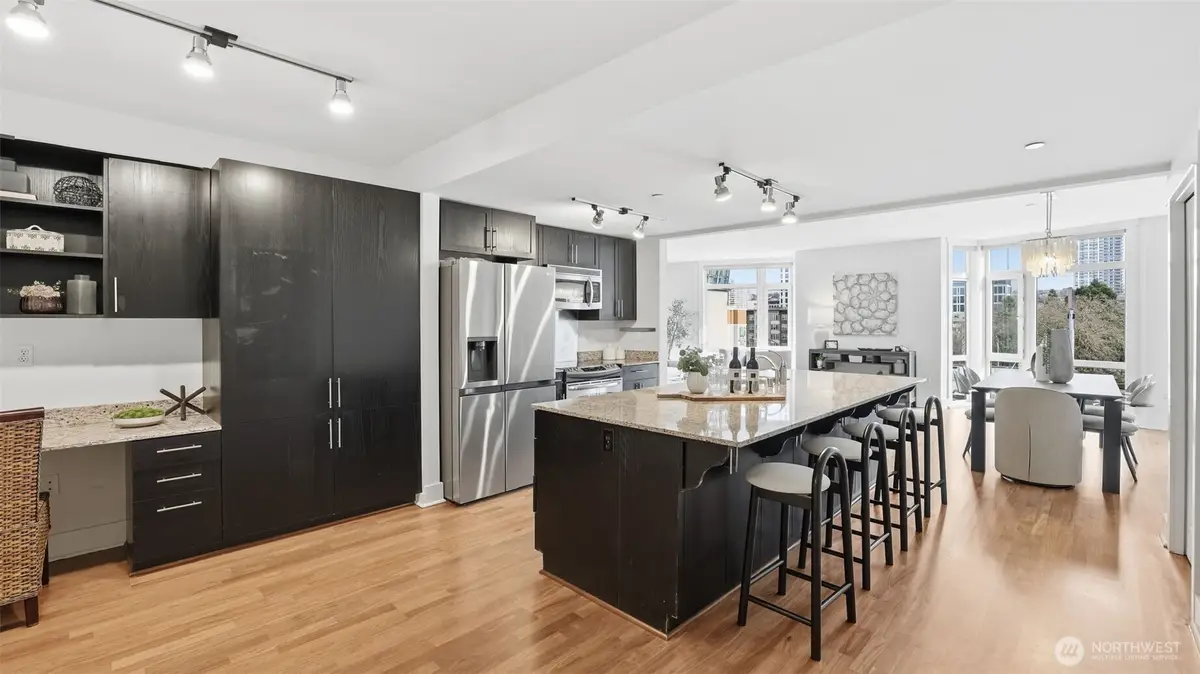 699 John Street #420, Seattle, WA 98109 - #1