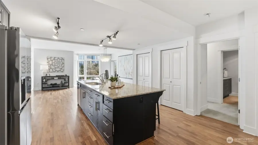 699 John Street #420, Seattle, WA 98109 - #2