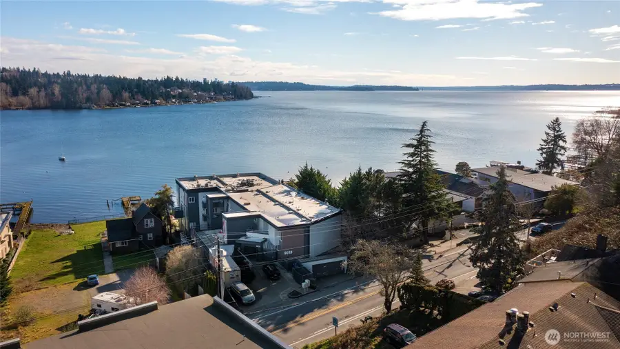 9039 Ne Juanita Drive #306, Kirkland, WA 98034 - #2