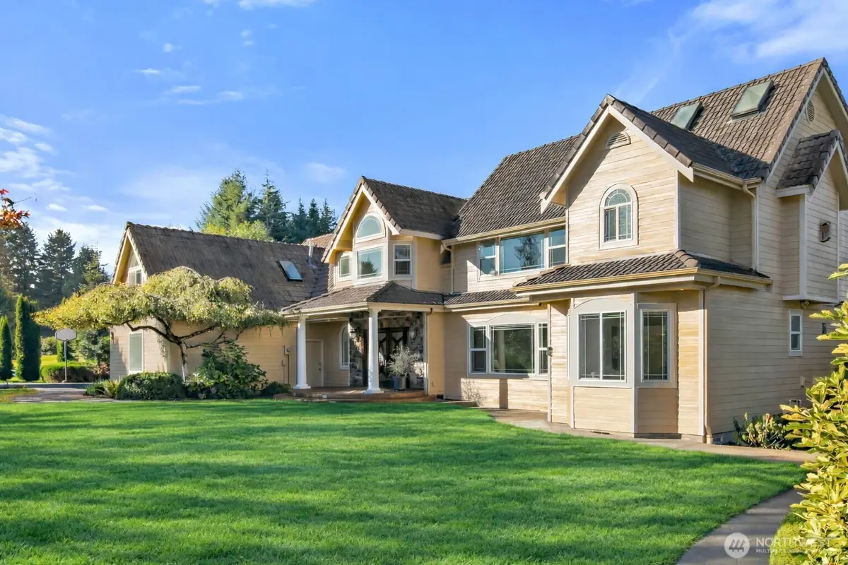 3725 Hollywood Drive Ne, Olympia, WA 98516 - #1