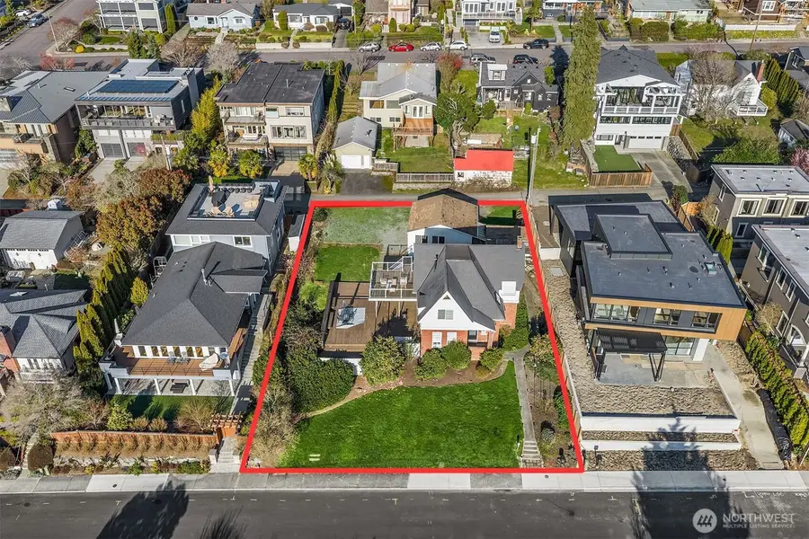 424 8th Avenue W, Kirkland, WA 98033 - #2