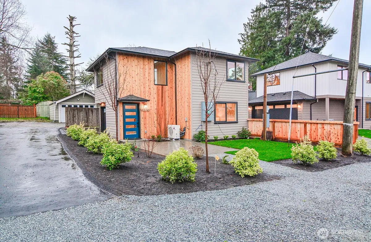 4319 SW 102nd Street, Seattle, WA 98146 - #1