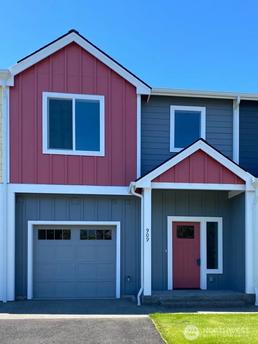 909 Washington Avenue S #8, Long Beach, WA 98631 - #1