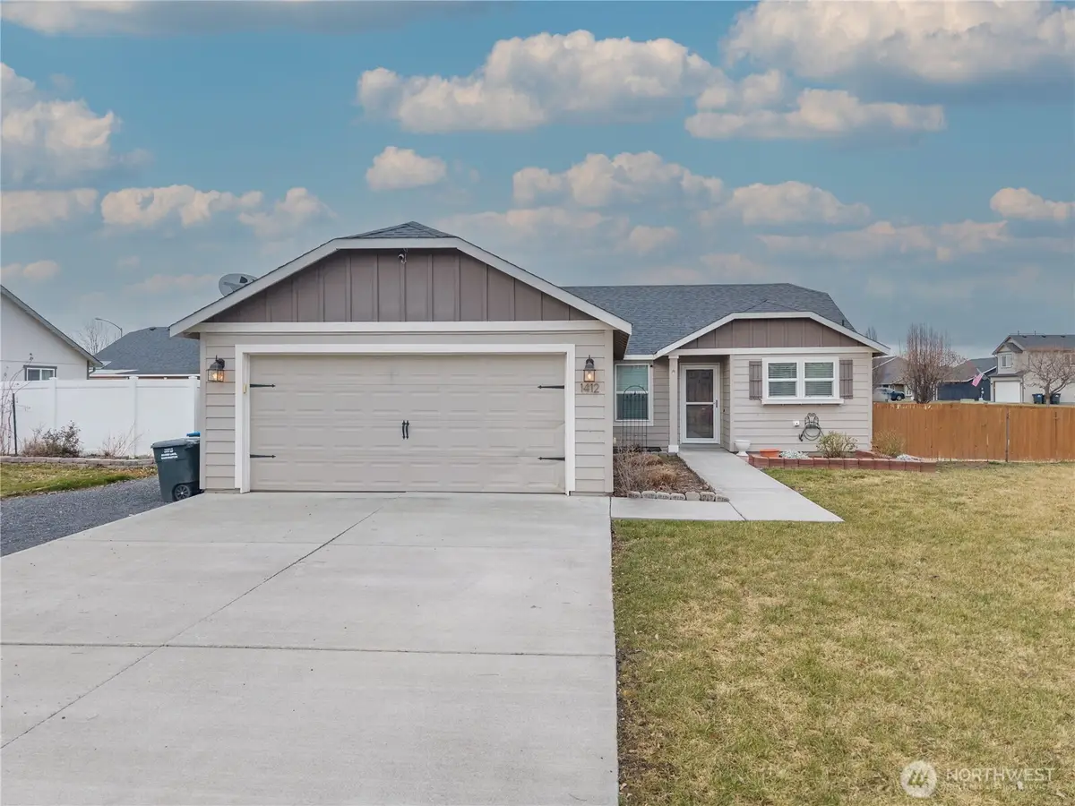 1412 E Megan Drive, Moses Lake, WA 98837 - #1