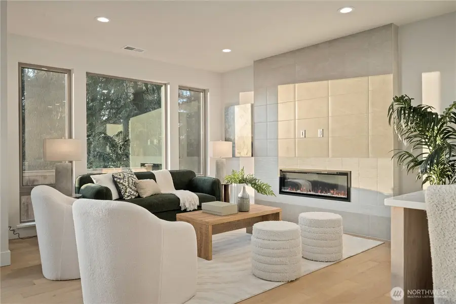 8717 126th Avenue Ne, Kirkland, WA 98033 - #2