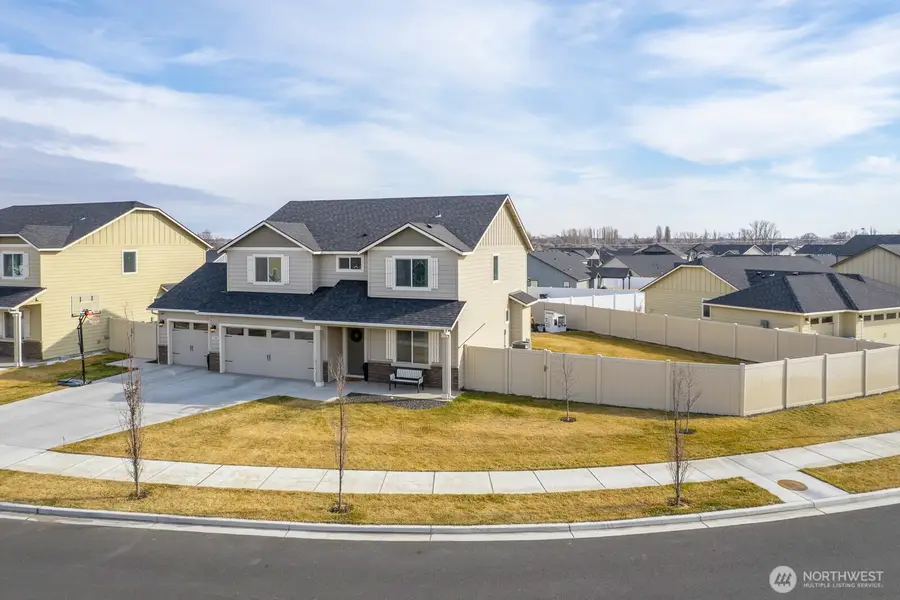 739 N Doumit Drive, Moses Lake, WA 98837 - #2