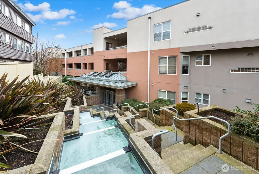 3900 2nd Avenue Ne #207, Seattle, WA 98105 - #3