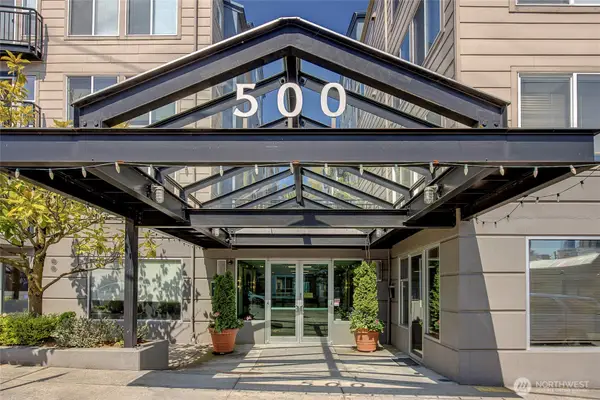 500 Aloha Street #107, Seattle, WA 98109