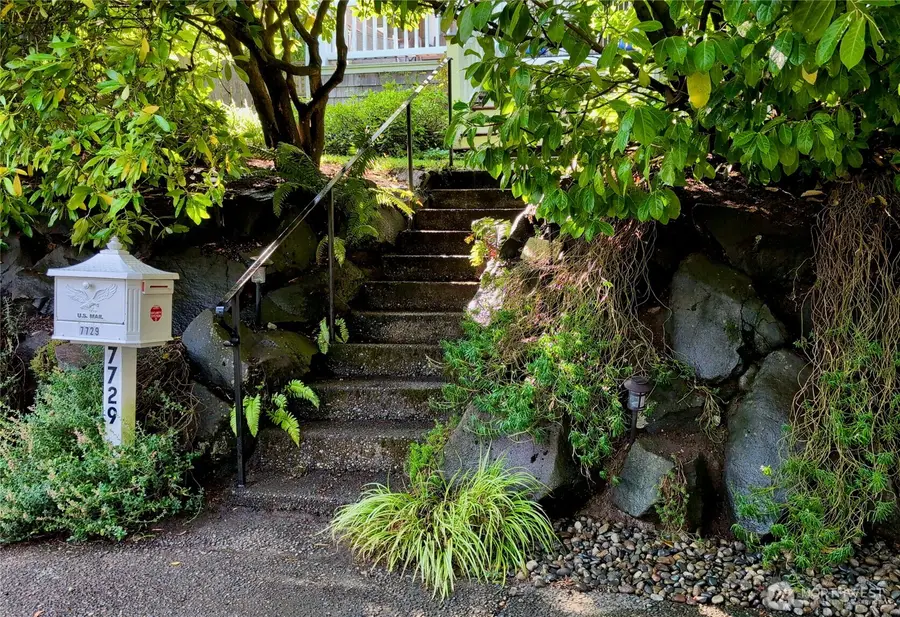 7729 18th Avenue Sw, Seattle, WA 98106 - #3