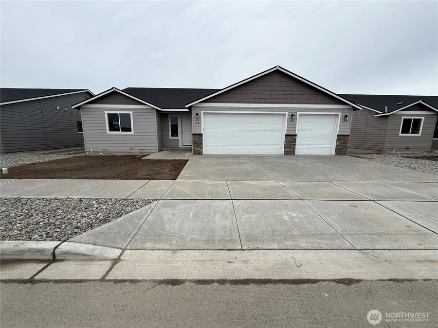 92 Salmon Drive, Wenatchee, WA 98801 - #2