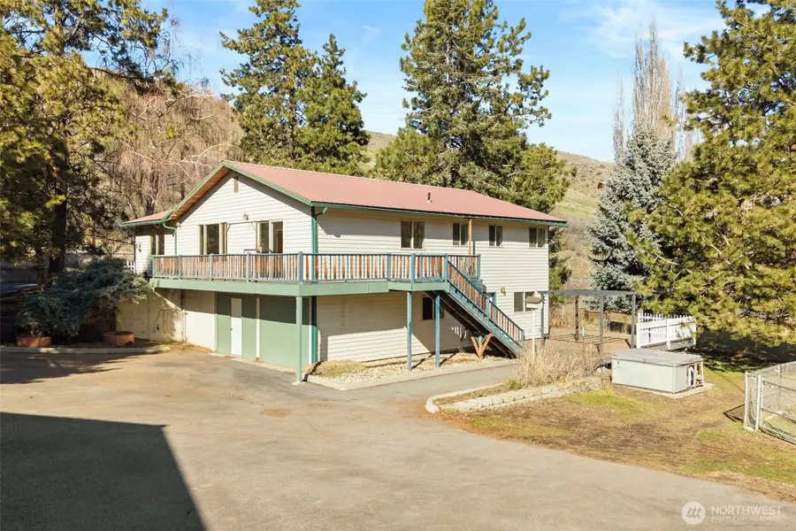 4195 Squilchuck Road, Wenatchee, WA 98801 - #2