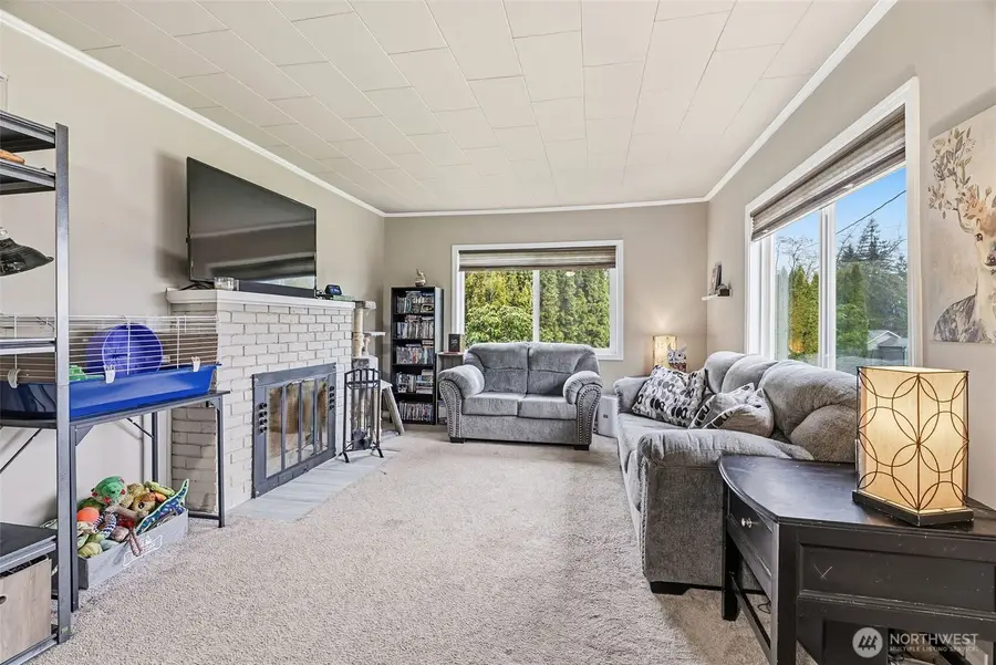 2201 Holcomb Loop Rd, Kelso, WA 98626 - #2