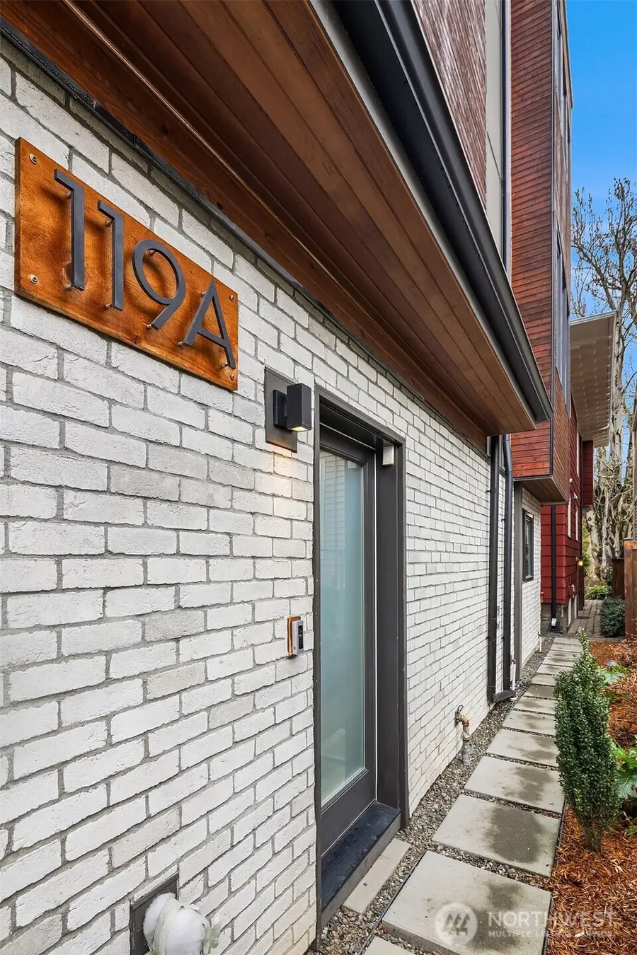 119 18th Avenue E, Seattle, WA 98122 - #3