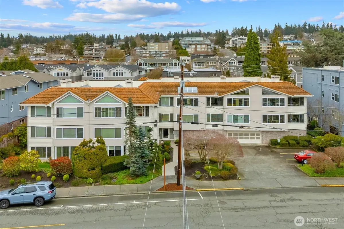233 3rd Avenue S #305, Edmonds, WA 98020 - #1
