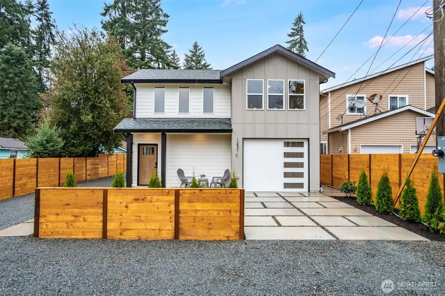 12531 25th Avenue Ne #Unit C, Seattle, WA 98125 - #3