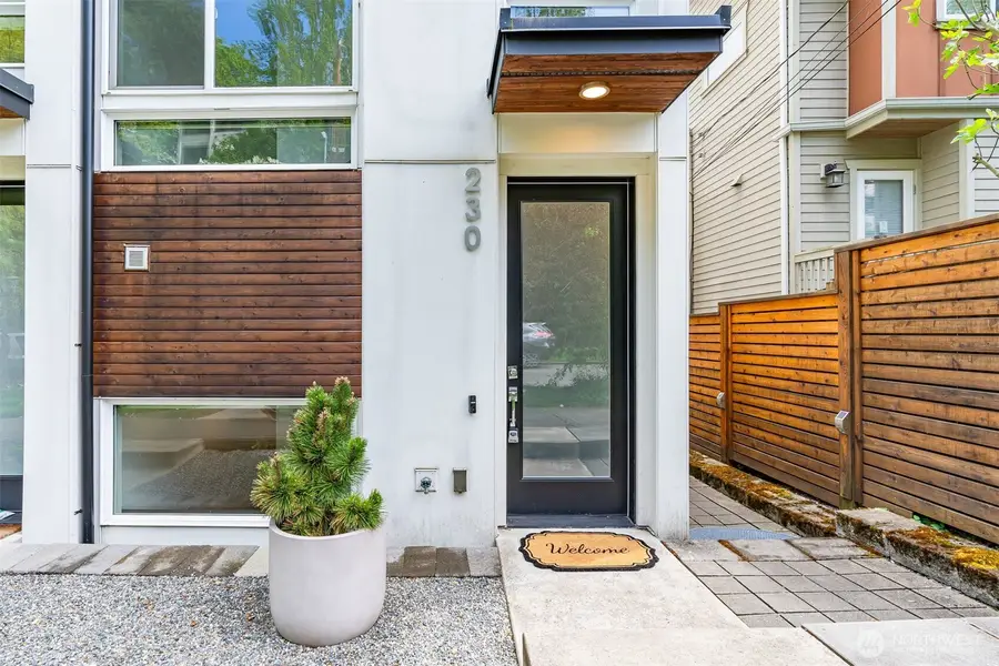 230 26th Avenue E, Seattle, WA 98112 - #2