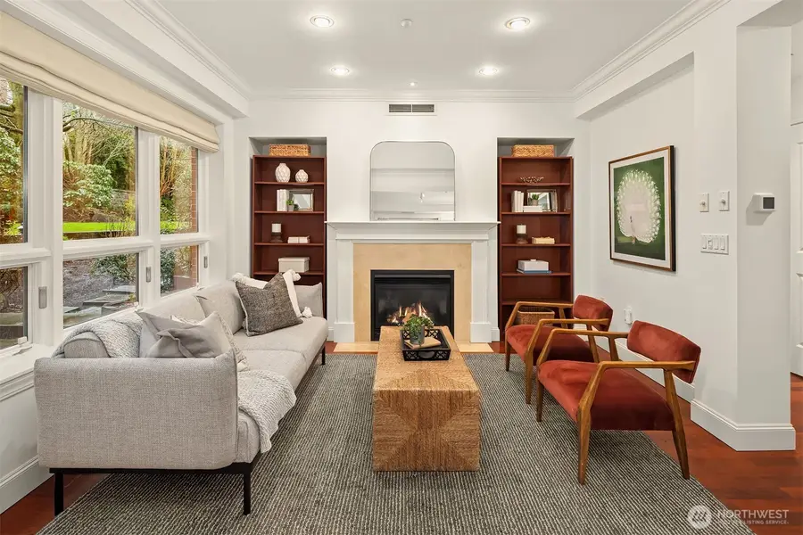 726 Boylston Avenue E #5, Seattle, WA 98102 - #3