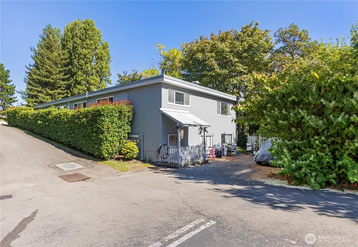 2109 W Raye Street, Seattle, WA 98199 - #1