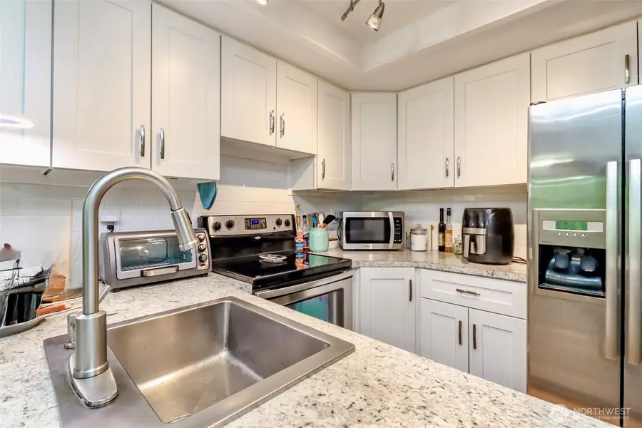 2949 Mile Hill Drive Se #C7, Port Orchard, WA 98366 - #3