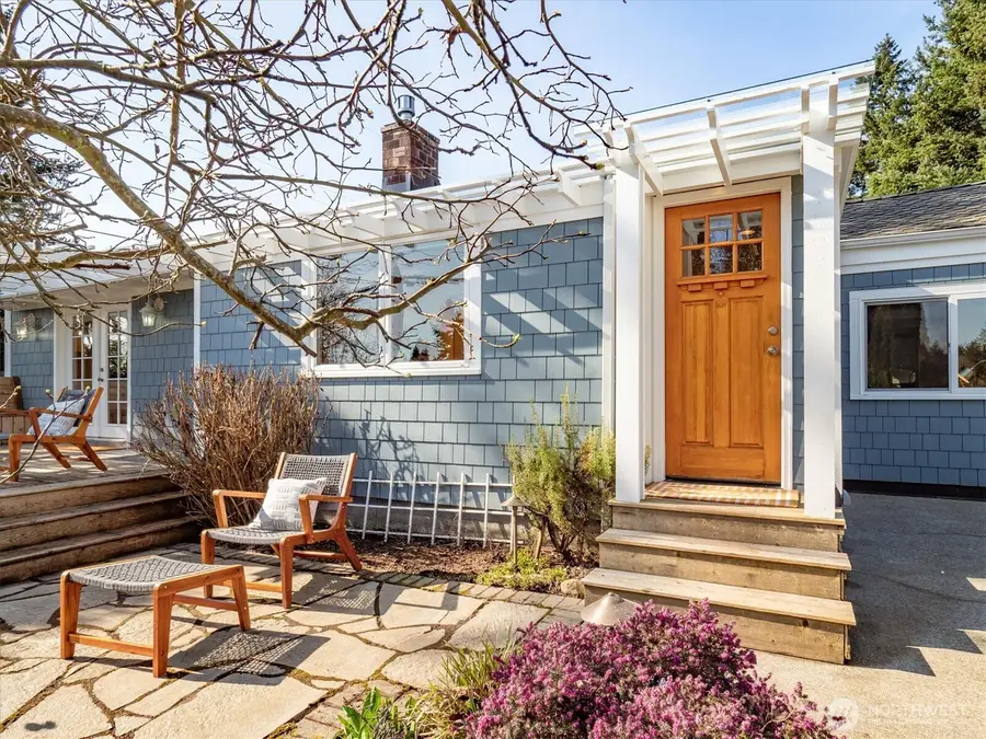 18029 Wallingford Avenue N, Shoreline, WA 98133 - #3