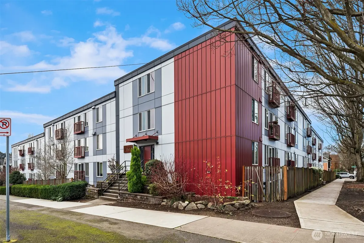 3661 Phinney Avenue N #109, Seattle, WA 98103 - #1