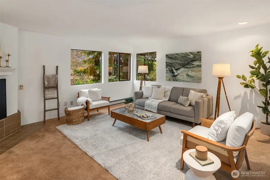 343 N 74th Street, Seattle, WA 98103 - #3