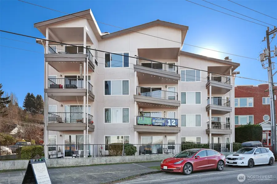 2440 Alki Avenue Sw, Seattle, WA 98116 - #2