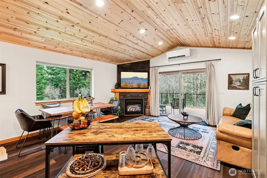 7374 Mt Baker Highway, Deming, WA 98244 - #3