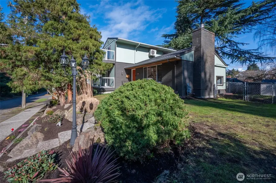 4570 36th Avenue W, Seattle, WA 98199 - #2