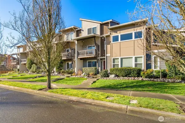 17402 118th Avenue Ct E #F, Puyallup, WA 98374