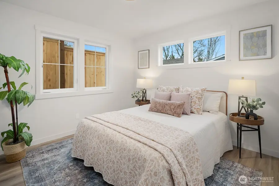 5026 35th Avenue Ne, Seattle, WA 98105 - #3